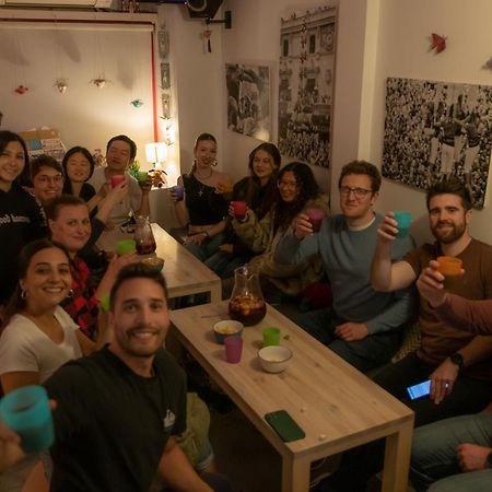 Itaca Hostel Barcelona Exteriör bild