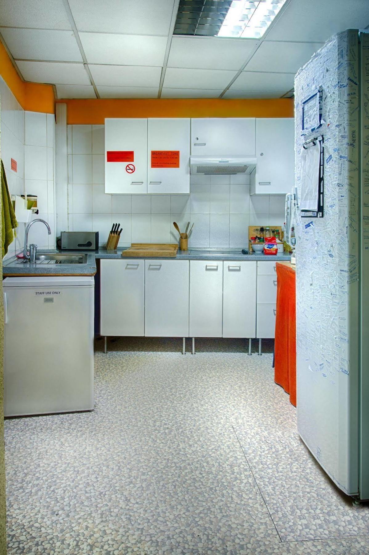 Itaca Hostel Barcelona Exteriör bild